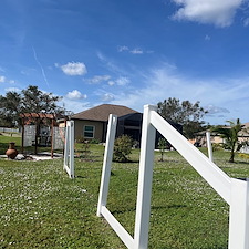 Durable-Vinyl-Fence-Installation-in-Sarasota-FL-Hurricane-Damage-Replacement 4