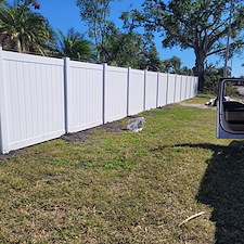 Vinyl-Fencing-Project-in-Florida-Privacy-Durability-and-Style 2