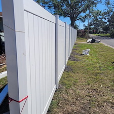 Vinyl-Fencing-Project-in-Florida-Privacy-Durability-and-Style 1